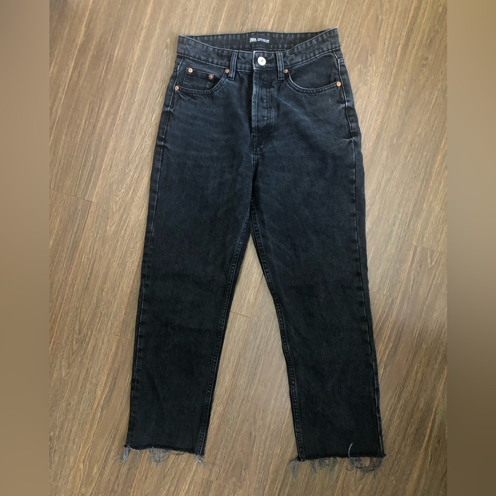 Black Zara jean